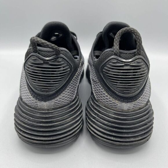 Nike Air Max 2090 Size Youth 7 Women's 8.5 Black Grey Shoes Sneakers CJ4066-001 - Picture 3 of 10